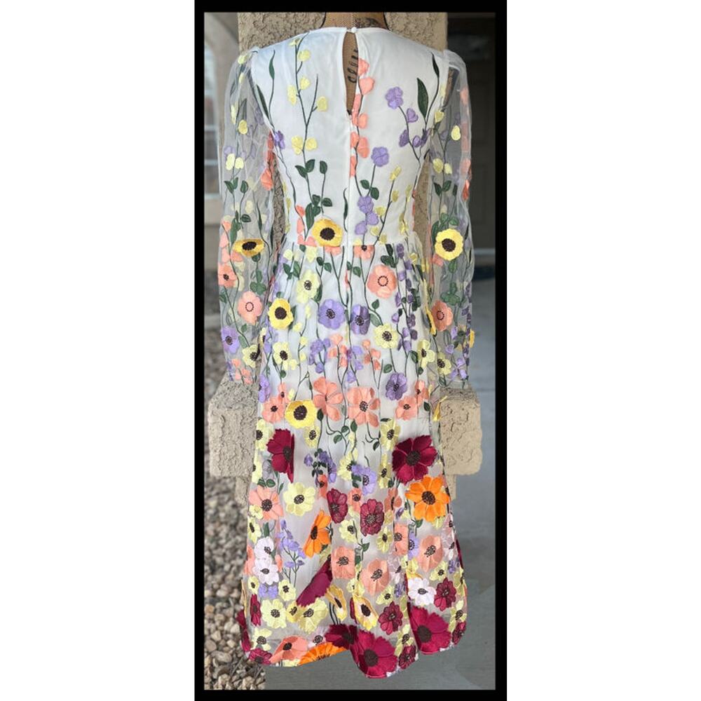 Lulus White 3D Floral Embroidered Front Back Blossom Midi Dress Size S NEW - Picture 8 of 14